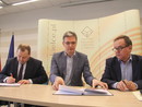Podpisanie umowy na realizację projektu  „Rozwój zasobów Wojewódzkiej Biblioteki Publicznej im. Witolda Gombrowicza w Kielcach – Centrum Multimedialne”