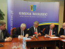 Mirzec, Pawłów, Suchedniów i Bliżyn ze wsparciem na infrastrukturę sportową i dydaktyczną szkół podstawowych