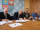 Nowoczesne komputery trafią do małych wiejskich szkół w 49 gminach!