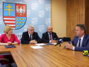 Podpisanie umowy o dofinasowanie projektu z Regionalnego Programu Operacyjnego Województwa Świętokrzyskiego 2014-2020 z Gminą Staszów 