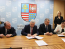 Kolejne świętokrzyskie gminy ze wsparciem na projekty termomodernizacyjne i rewitalizacyjne