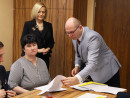 Kolejne świętokrzyskie gminy ze wsparciem na projekty termomodernizacyjne i rewitalizacyjne