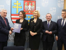 Uroczyste podpisanie umów w dn. 31.01.2020 r., na projekty dotyczące opieki zdrowotnej w ramach  Regionalnego Programu Operacyjnego Woj. Świętokrzyskiego 2014 - 2020. 