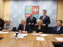 Uroczyste podpisanie umów w dn. 31.01.2020 r., na projekty dotyczące opieki zdrowotnej w ramach  Regionalnego Programu Operacyjnego Woj. Świętokrzyskiego 2014 - 2020. 