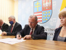 Blisko 11 mln zł z UE na nowe oświetlenie, rewitalizację i termomodernizację świętokrzyskich gmin