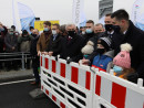 Moment uruchomienia przejzdu przez most