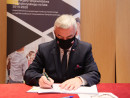 Marszałek Andrzej Bętkowski i Wicemarszałek Renata Janik podpisali umowy na dofinansowanie 5 projektów „przedszkolnych” RPOWŚ 2014 - 2020