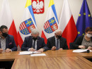 podpisanie-umowy-z-gmina-Skarzysko-Kamienna-w-urzedzie-marszalkowskim-