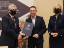 Marszałek Andrzej Bętkowski i Wicemarszałek Renata Janik podpisali umowy na dofinansowanie 9 projektów RPOWŚ 2014 – 2020 dotyczących szkolnictwa zawodowego