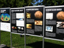 wystawa plansz prezentujacych planet Mars