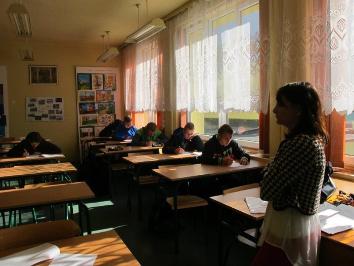 Uczniowie świętokrzyskich szkół zawodowych rozpoczęli zajęcia 