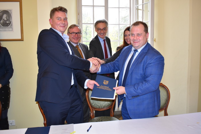 Podpisanie umowy o dofinansowanie w ramach RPOWŚ 2014-2020