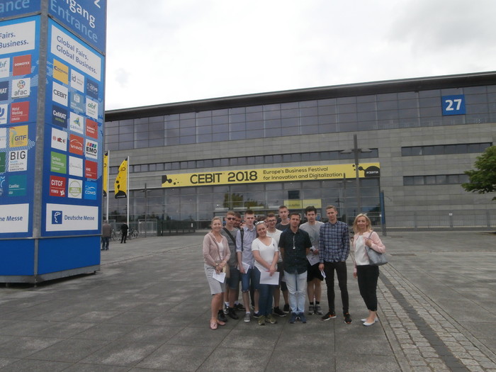 Targi CEBIT2018 w Hanowerze zachwyciły młodych informatyków ze świętokrzyskiego