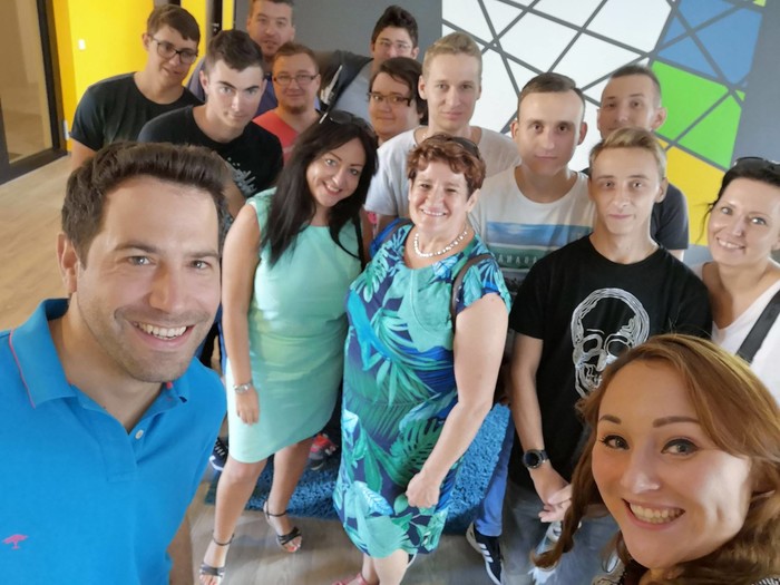 Wizyta edukacyjna młodzieży na Targach Techniki Motoryzacyjnej we Frankfurcie  realizowana w ramach projektu pn.  „Nowoczesna Szkoła Zawodowa – Nowoczesny Region”.