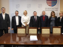 Umowy na świetlice środowiskowe oraz aktywizację zawodową i społeczną