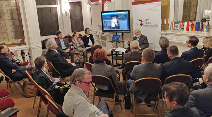 PROF. STANISŁAW ŻAK INAUGURUJE ROK GUSTAWA HERLINGA-GRUDZIŃSKIEGO W BRUKSEL
