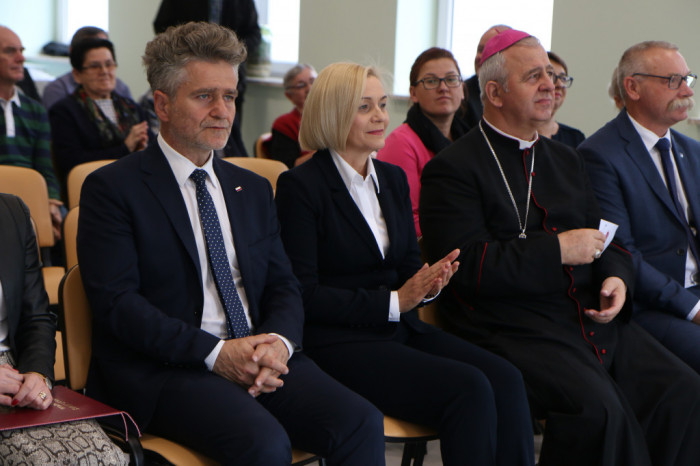     Centrum Dziennej Opieki i Pielęgnacji Caritas w Wiśniówce otwarte