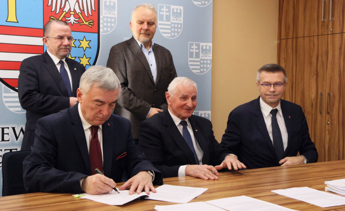 Umowy na działania proekologiczne
