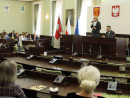 Konferencja w kieleckim Urzędzie Miasta była poświęcona konkursom RPOWŚ 2014-2020, z których mogą skorzystać miejskie szkoły, przedszkola, żłobki i inne placówki edukacyjne
