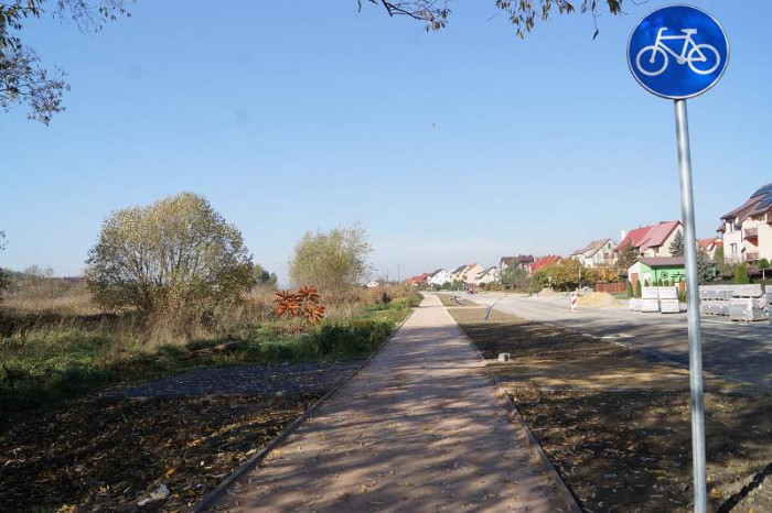 Na dwóch kółkach przez Chęciny