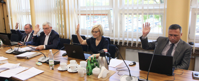 Dzięki nowym projektom RPO, zatwierdzonym przez Zarząd Województwa do unijnego dofinansowania, 25 świętokrzyskich szkół wzbogaci się o nowoczesny sprzęt komputerowy.