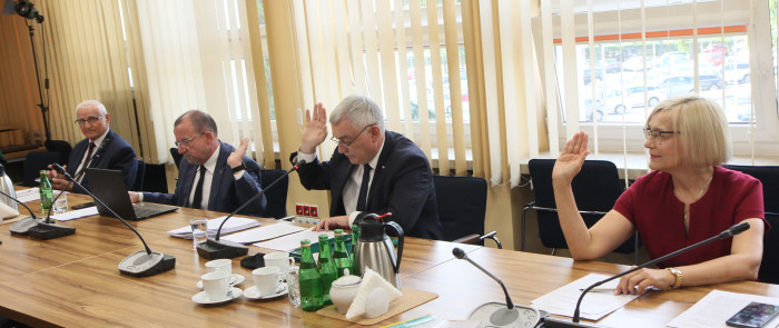 Kolejne projekty, które sfinansujemy z Regionalnego Programu Operacyjnego: rozwój żłobków i wsparcie szkolnictwa zawodowego  