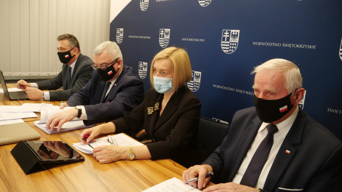 Nowe projekty społeczne RPO: pomoc dla dzieci, rodzin i seniorów 