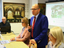 Dyrektor Jacek Sułek podczas konsultacji
