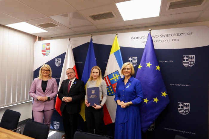 Zawarcie umów z realizatorami projektów „żłobkowych” RPO