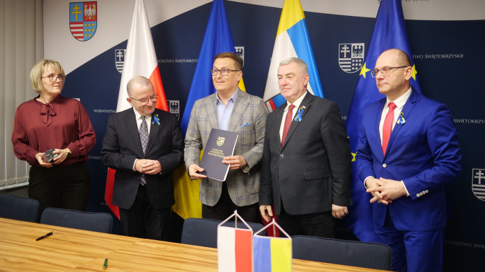 podpisanie umów na dofinansowanie w ramach instrumentu REACT-EU