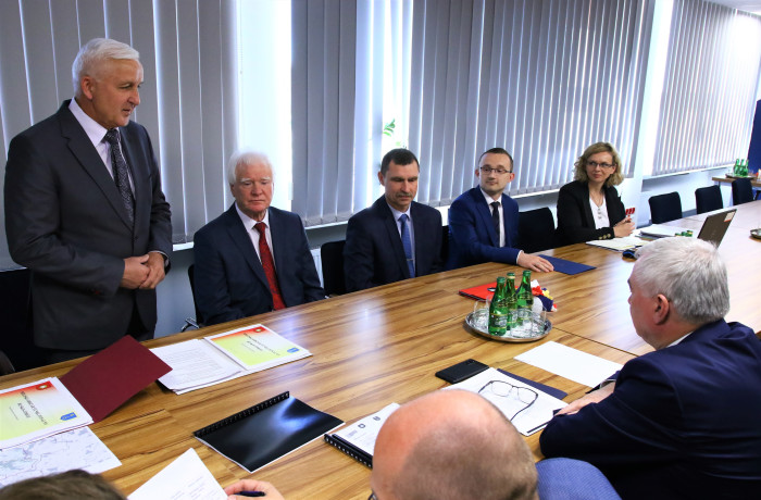 Spotkanie przedstawicieli gmin i powiatów tworzących Miejski Obszar Funkcjonalny Busko – Zdrój oraz Obszar Strategicznej Interwencji Świętokrzyskie Uzdrowiska
