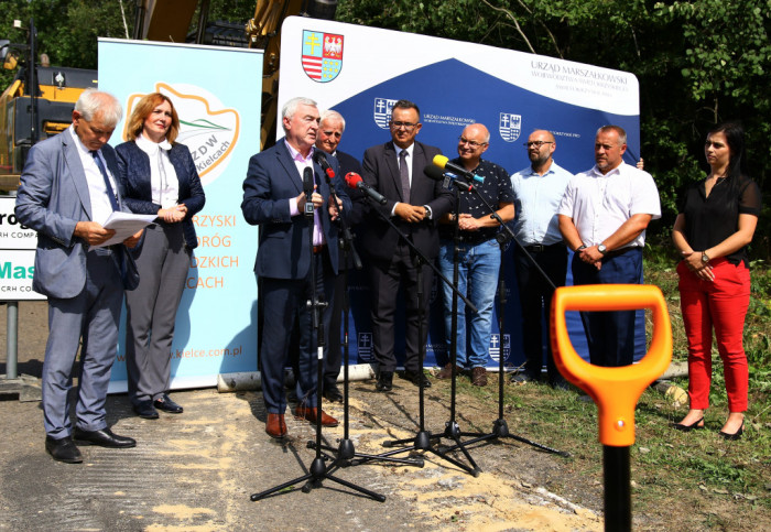 Ujazd. Wbicie symbolicznej łopaty