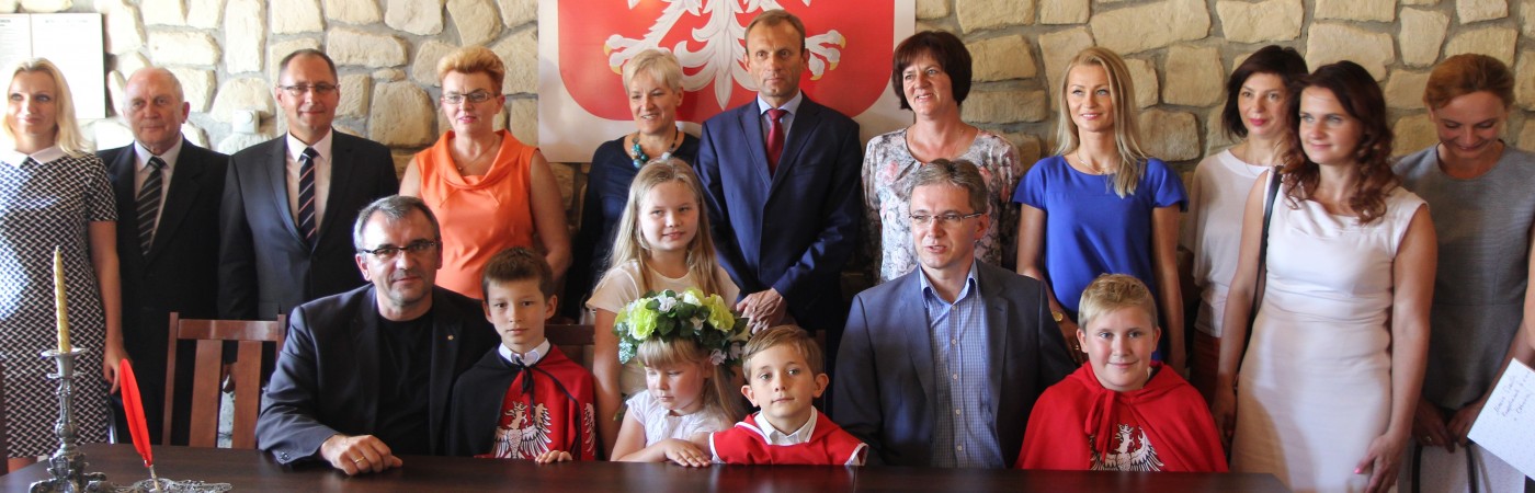 Uroczystość podpisania umów