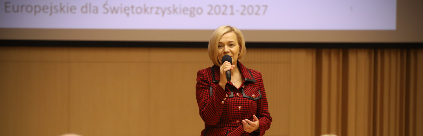 Świętokrzyskie się szkoli: unijne projekty społeczne 2021-2027 