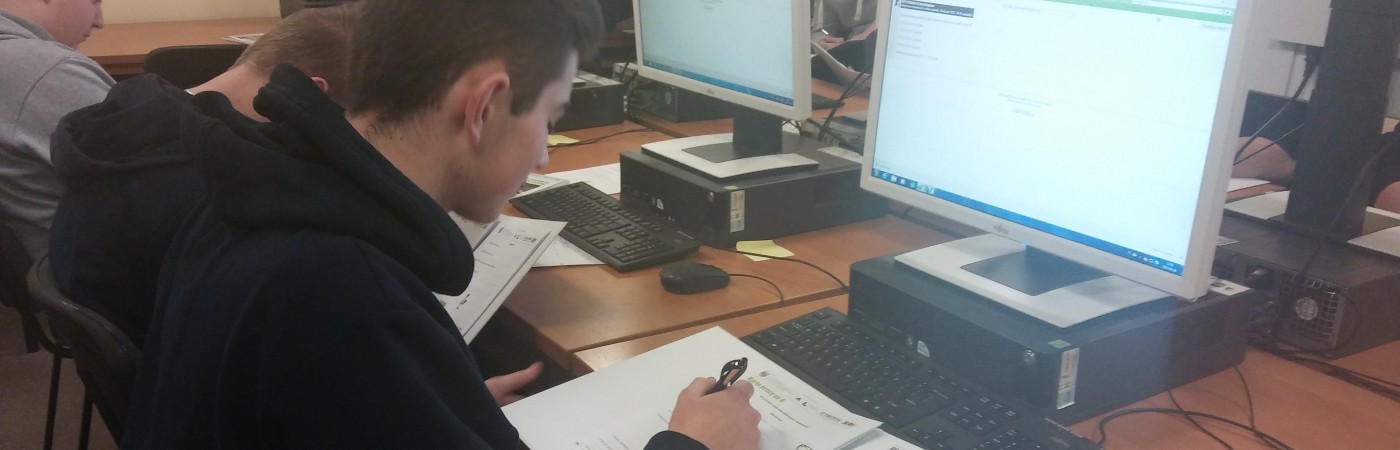 Blended e-learningowy kurs doradztwa zawodowego dla uczniów