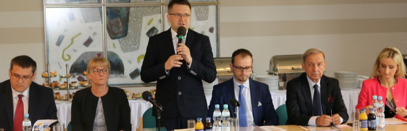 Powitanie gości przez Pana Grzegorza Orawca – Dyrektora Departamentu Polityki Regionalnej.