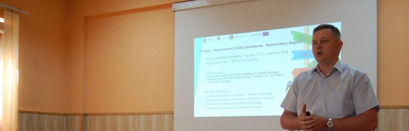 Janusz Juszczyk - Główny specjalista, Departmanet Polityki Regionalnej, Oddział Innowacji i Transferu Wiedzy, Urząd Marszałkowski Województwa Świętokrzyskiego 