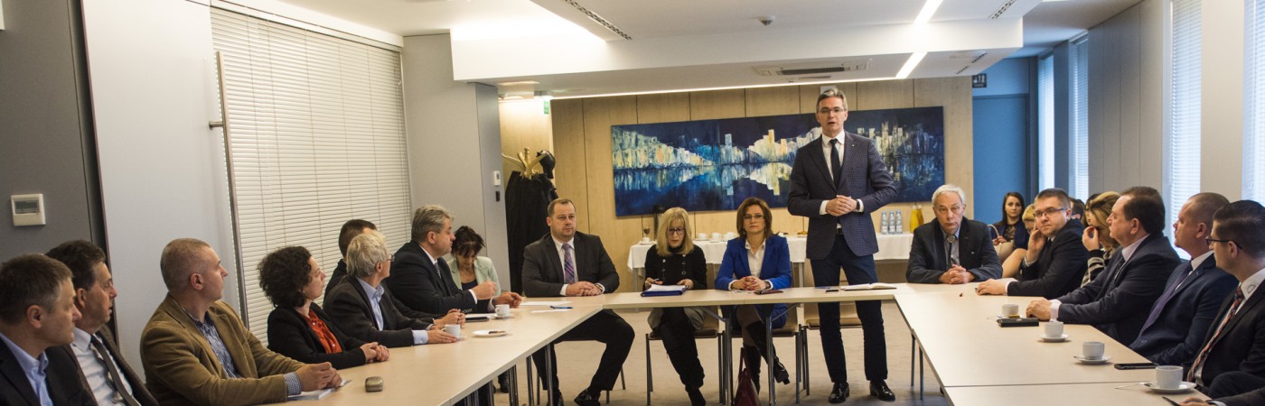 Spotkanie  w sprawie projektu  „Budowa kampusu laboratoryjnego GUM w Kielcach”