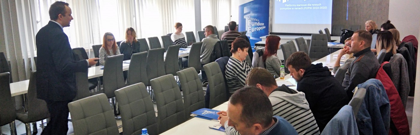 Spotkanie informacyjne: Fundusze Europejskie dla osób otwierających działalność gospodarczą w Urzędzie Pracy w Stąporkowie