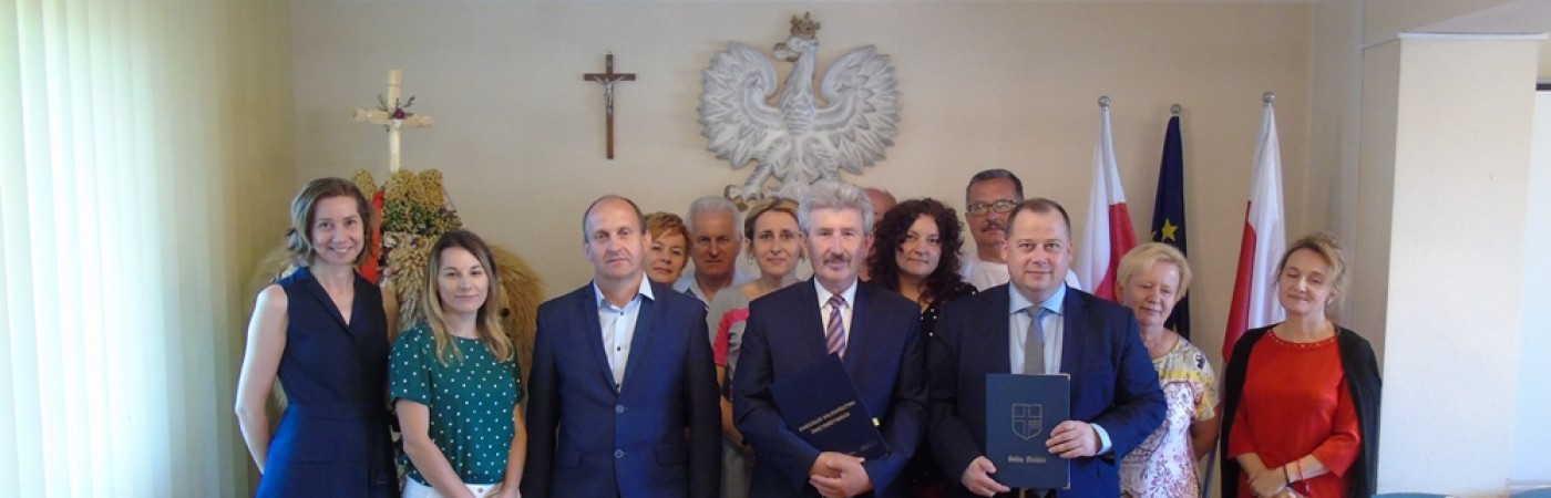 Podpisano umowy w Oleśnicy, Łubnicach i Rytwianach