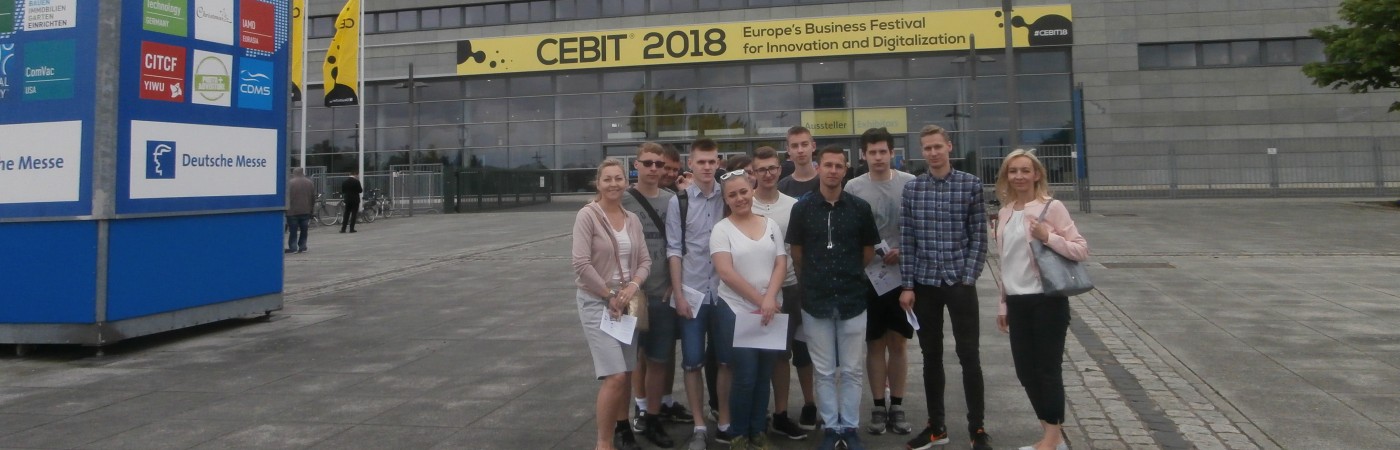 Targi CEBIT2018 w Hanowerze zachwyciły młodych informatyków ze świętokrzyskiego