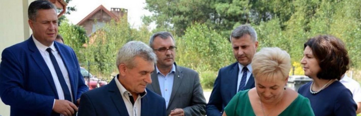 Szkoła w Sierakowie po rozbudowie