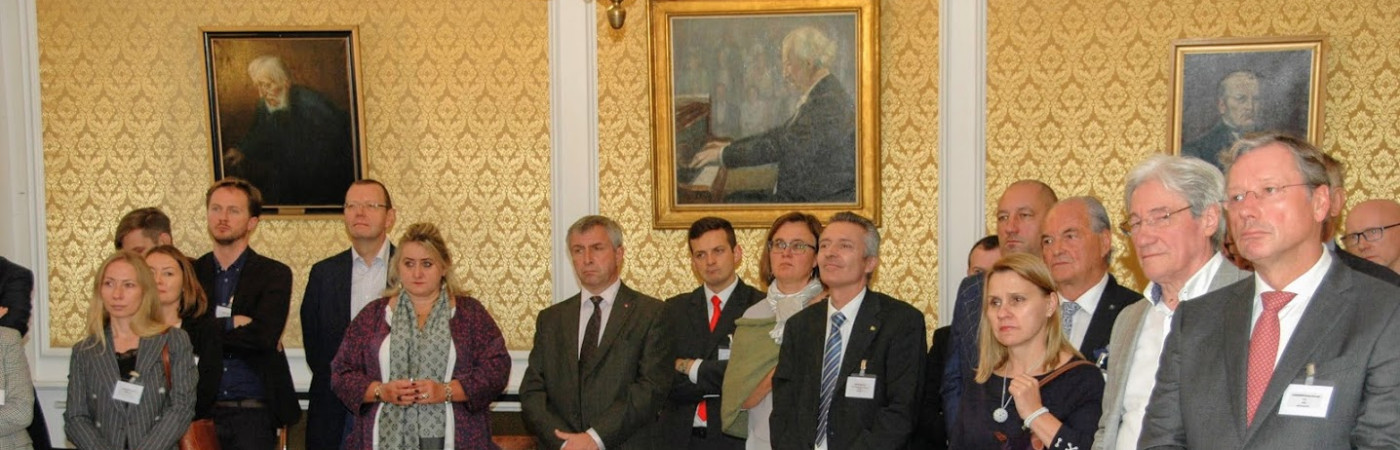 SPOTKANIE IZBY GOSPODARCZEJ BEPOLUX I DOMU POLSKI WSCHODNIEJ W AMBASADZIE RP W BRUKSELI