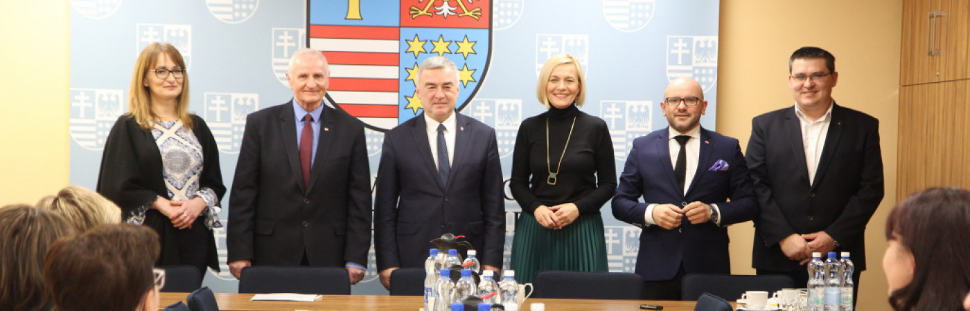 Z samorządowcami z powiatów włoszczowskiego i koneckiego o unijnych funduszach