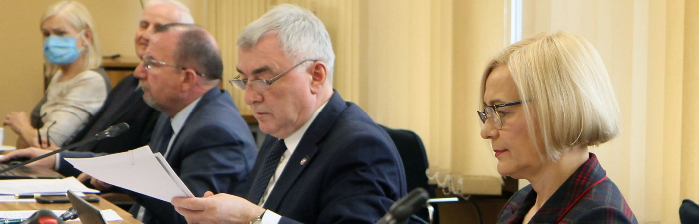 Na dzisiejszym posiedzeniu Zarząd Województwa zatwierdził do unijnego dofinansowania sześć projektów RPO, wspierających zdrowie mieszkańców regionu świętokrzyskiego