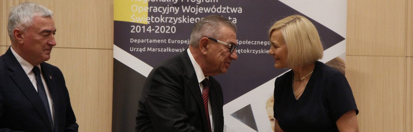 Świętokrzyskie krajowym liderem we wdrażaniu projektów Europejskiego Funduszu Społecznego! 